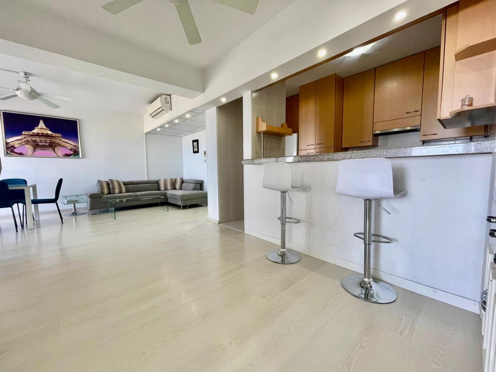 Sea View Suite In Makenzy Λάρνακα Εξωτερικό φωτογραφία