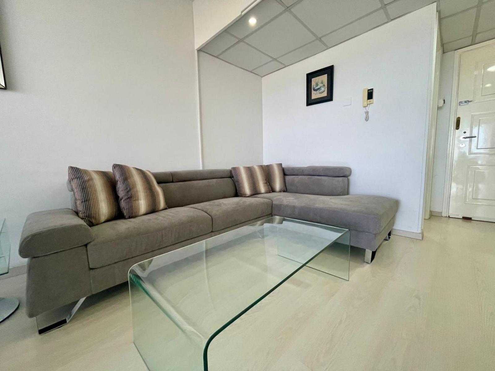 Sea View Suite In Makenzy Λάρνακα Εξωτερικό φωτογραφία