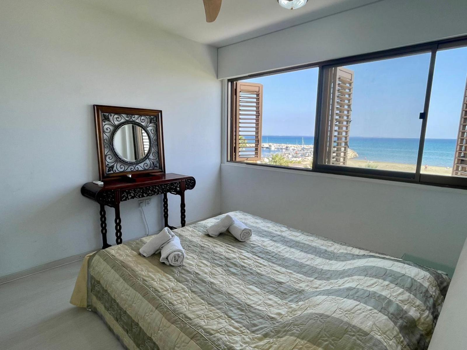 Sea View Suite In Makenzy Λάρνακα Εξωτερικό φωτογραφία
