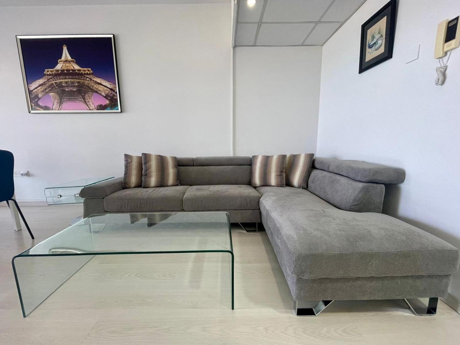 Sea View Suite In Makenzy Λάρνακα Εξωτερικό φωτογραφία
